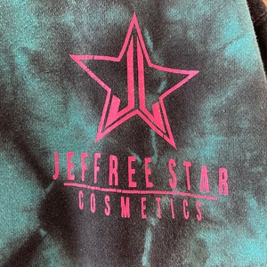 【Jeffree Star】USA製 タイダイ柄 ワンポイント プルオーバー パーカー フーディ メンズL アメリカ古着