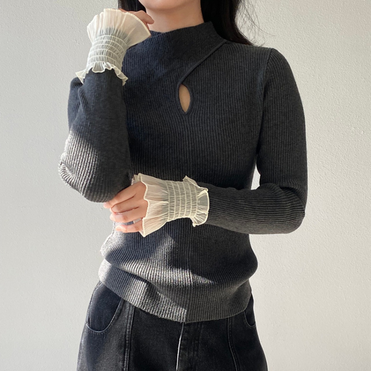 cutout-sleeve lace rib knit　J00344