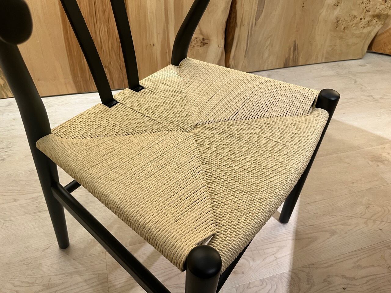 ≪青山店≫ パラレルチェア ブラック | 千年家具 - 一枚板 テーブル専門店