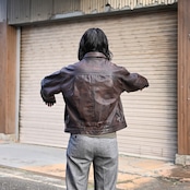 CCUの新作「TRUCKER JACKET」フェイデッドブラウンコーディネート