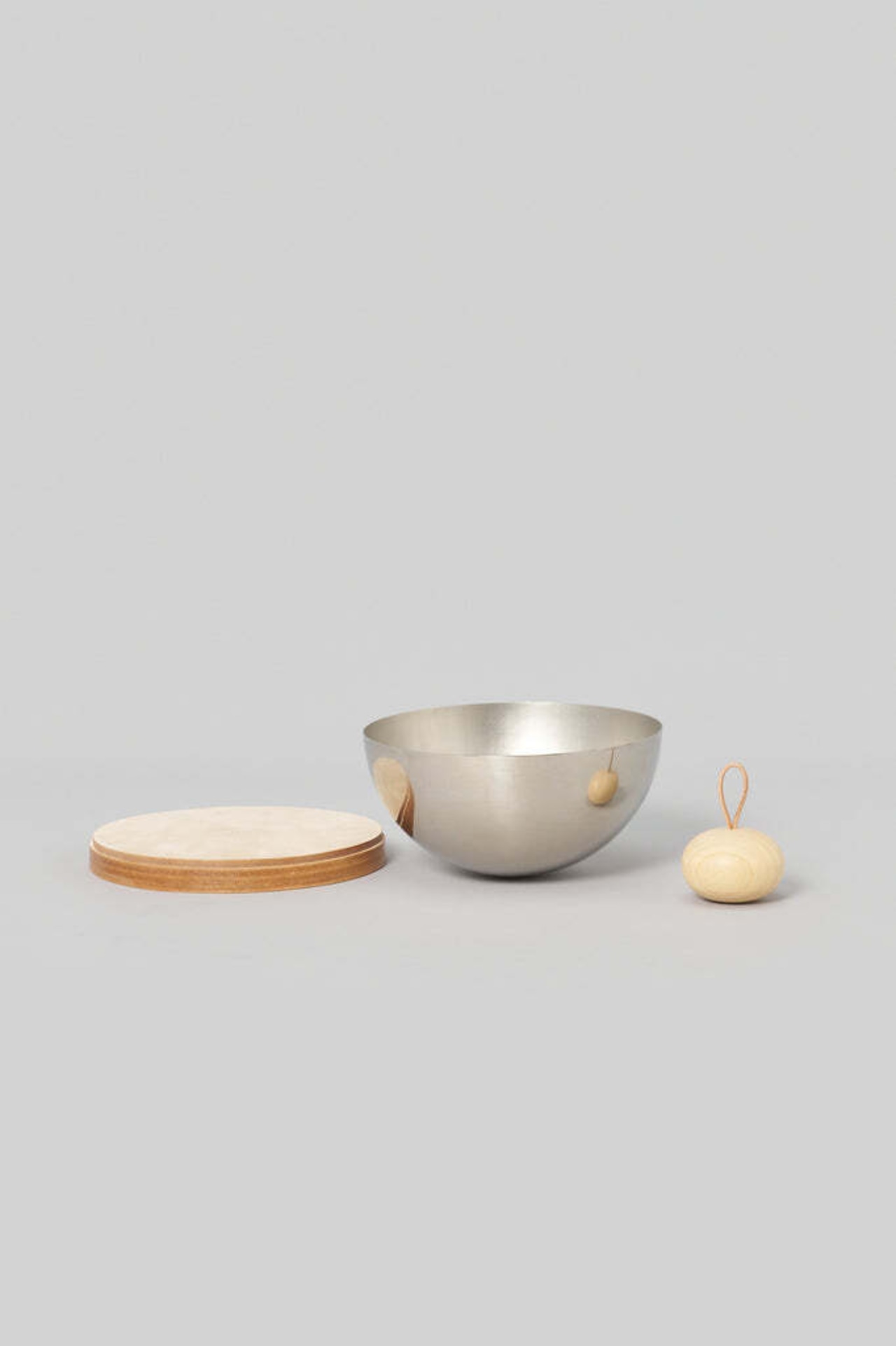 _Fot - bowl L :natural|レザー蓋付きステンレスボウル/ウッドボール付属/アロマ用オブジェ/小物入れ/日本製
