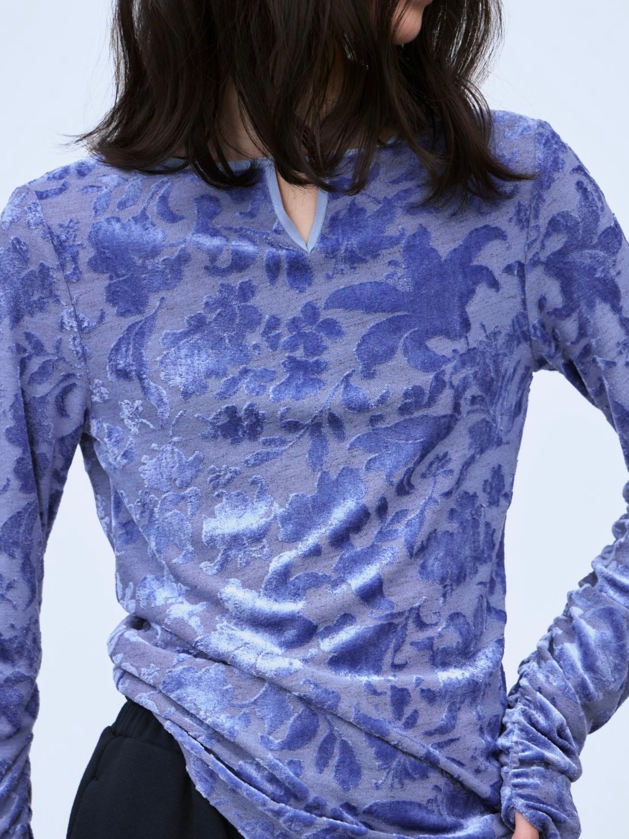 【26AW】THINGS THAT MATTER シングスザットマター / トップス / VELOUR JACQUARD TOPS  0586TM0645P - 2