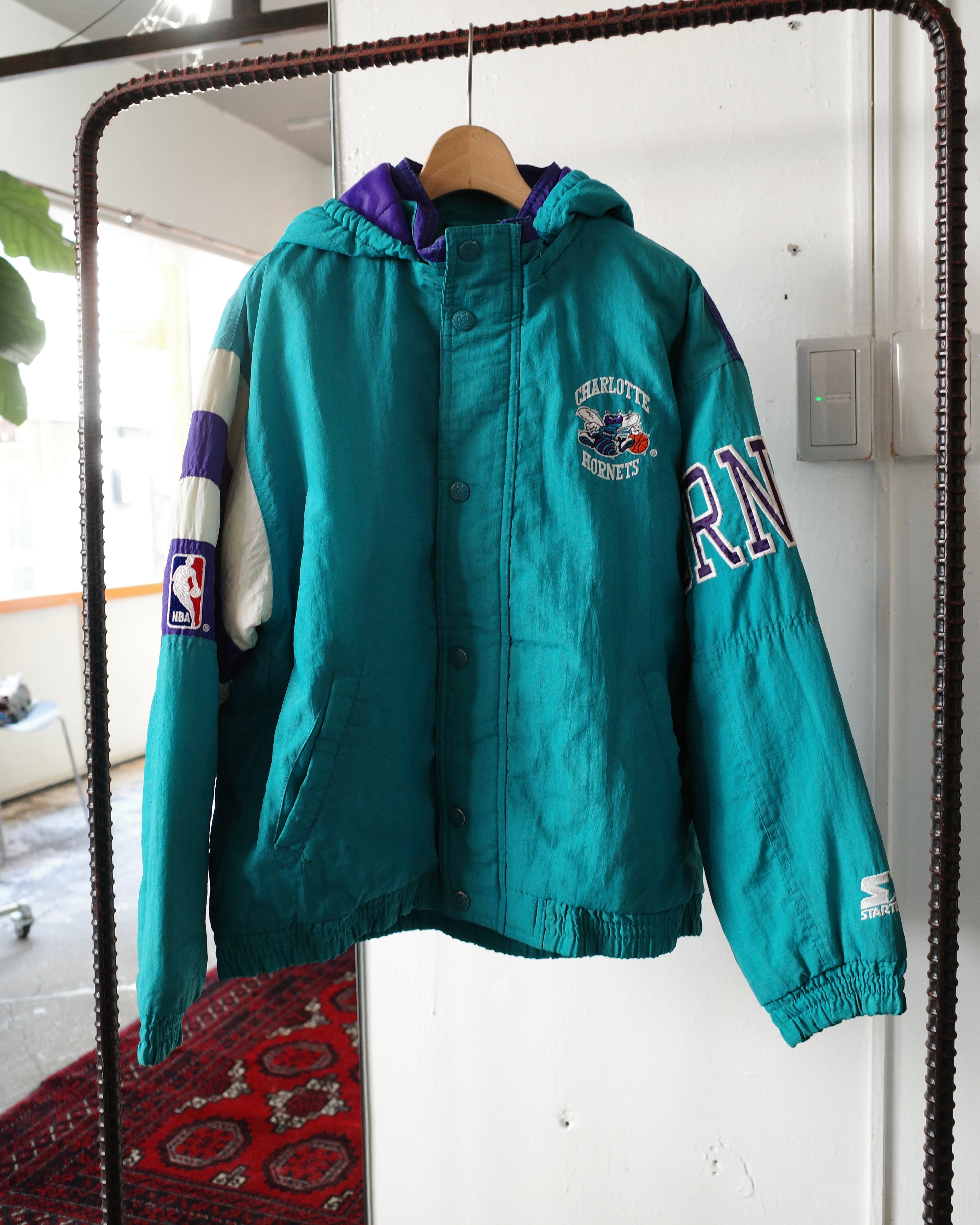STARTER Charlotte Hornets Nylon Pullover Jacket | coug（カーグ