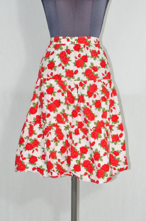 rose apron