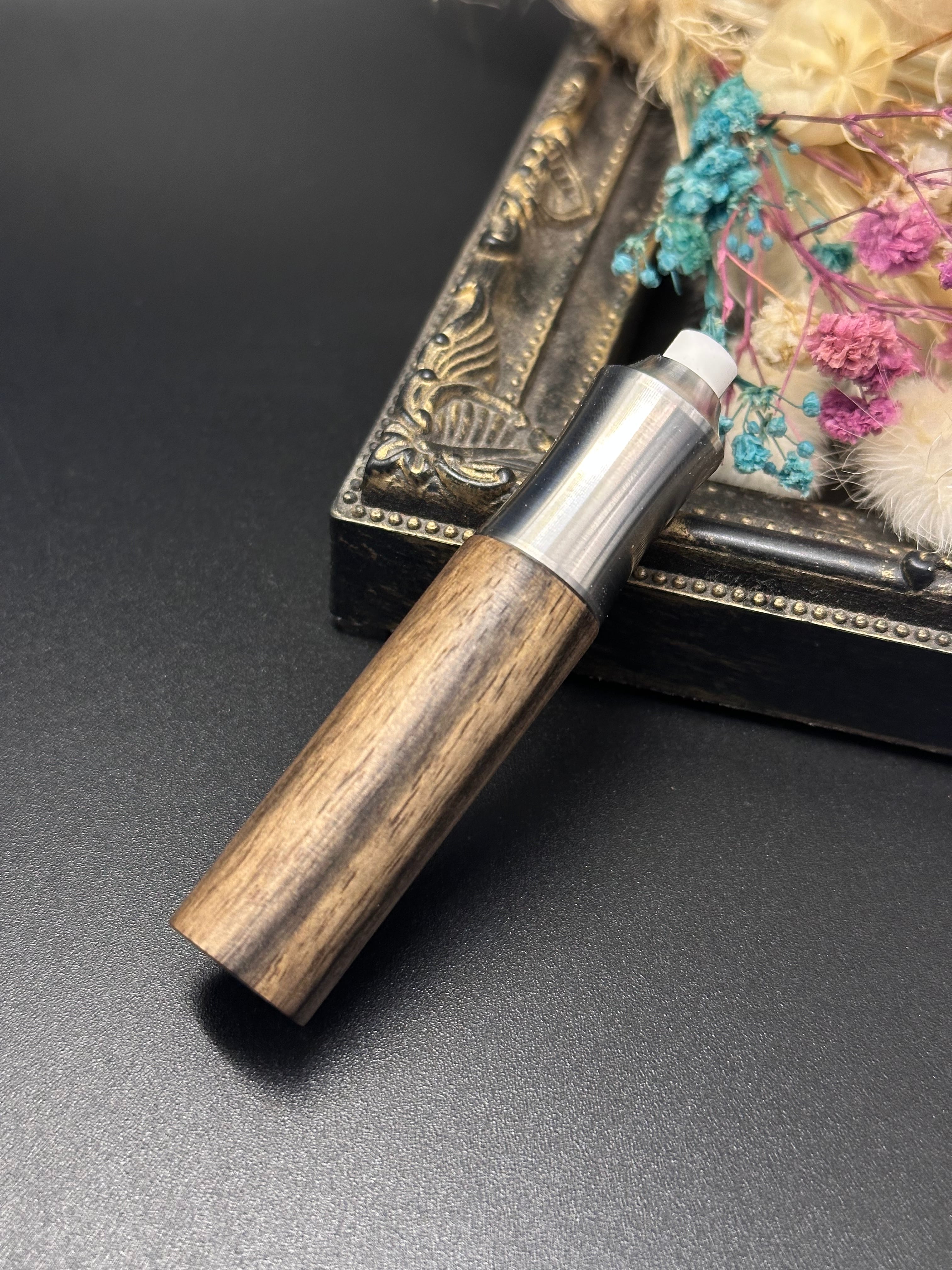 【新品未使用】Flamberg 黒柿 ツイスト消しゴム ステンレス 箱付き 黒柿/ツイスト消しゴム(ステンレス) | Flamberg