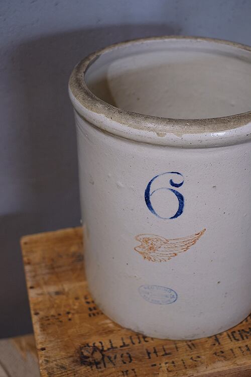 OT010_VINTAGE POTTERY