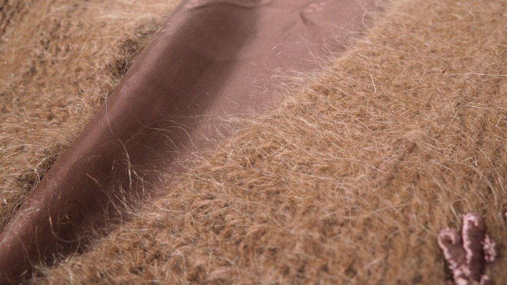 Plants × Perl Embbossed Design Light brown wool knit cardigan