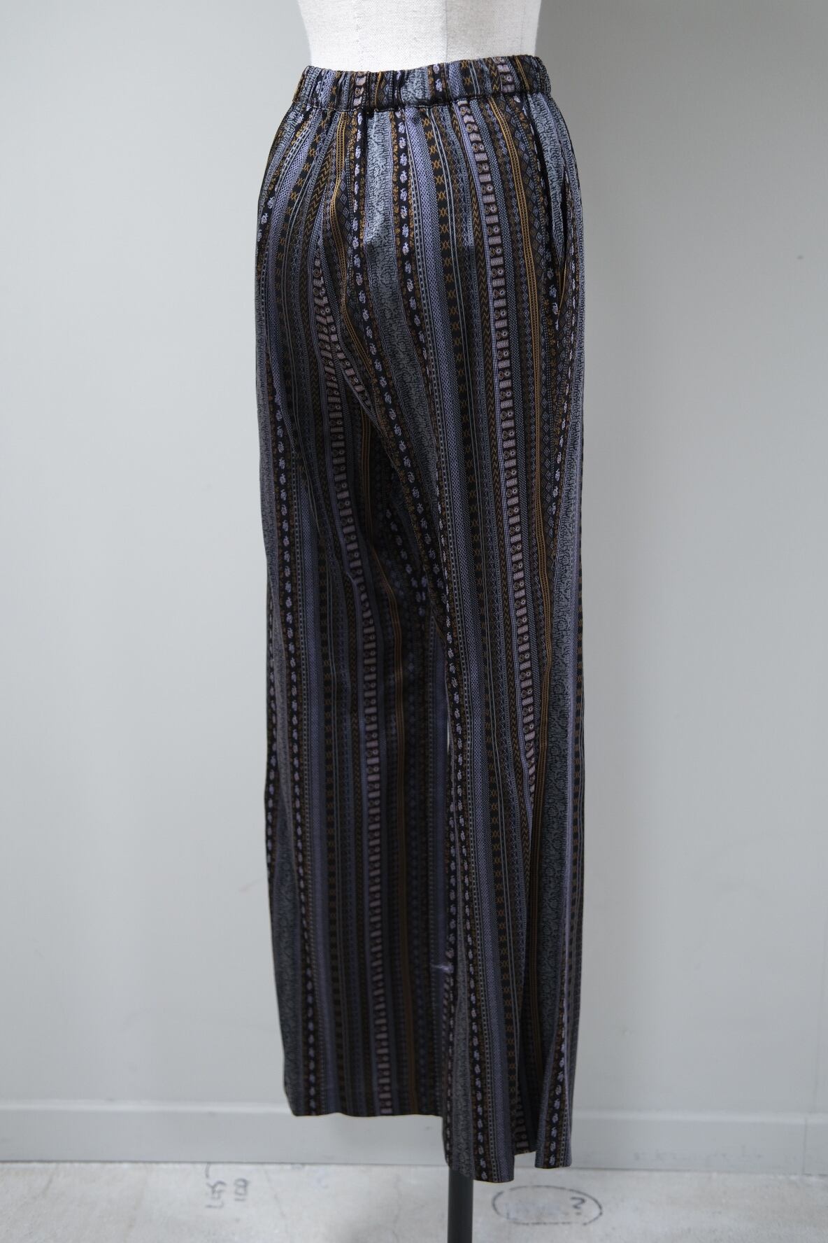Mame Kurogouchi】MM25SS-PT081 - black - | loop
