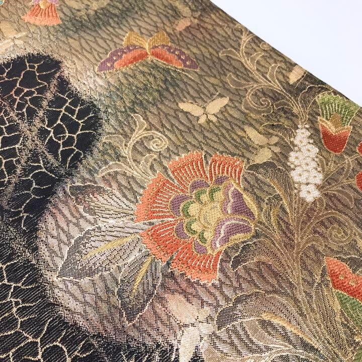 中古着物O-1657 袋帯 花唐草 花に舞う蝶々 金糸