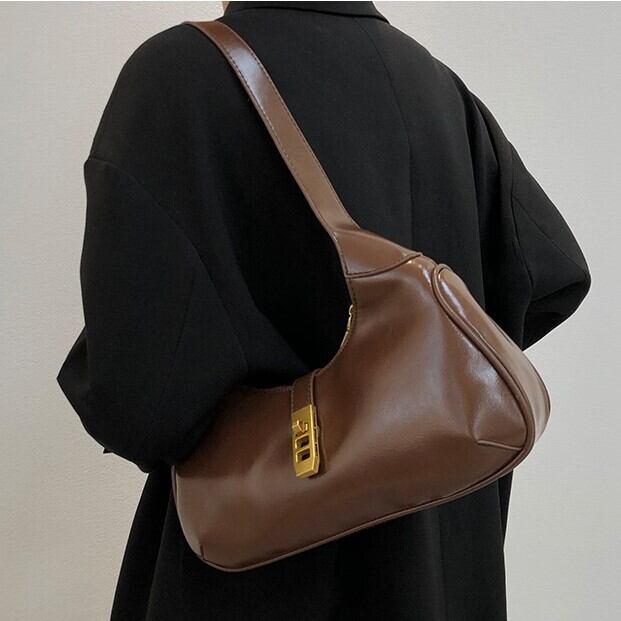 バッグ レディース カバン かばん 鞄 レディースバッグ ショルダーバッグ 斜め掛けバッグ 肩掛けバッグ 手持ちバッグ 斜めがけ PU かわいい 大人可愛い きれいめ 大人 上品 おしゃれ お洒落 送料無料 キュート 無地 10代 20代 30代 40代 オフィス ビジネス OL 通勤 学生 通学 デート お出かけ 休日 デイリー 普段使い 韓国 韓国系 ファッション コーデ スタイル 高見え 小さめ ブラウン 茶色 ホワイト 白 ブラック 黒