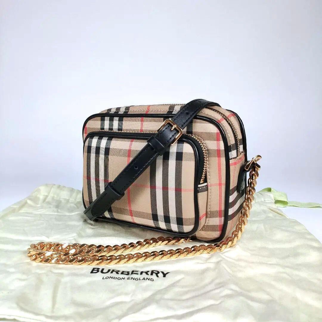 ✨未使用品✨BURBERRY バーバリー カメラバッグ ショルダー ノバ 