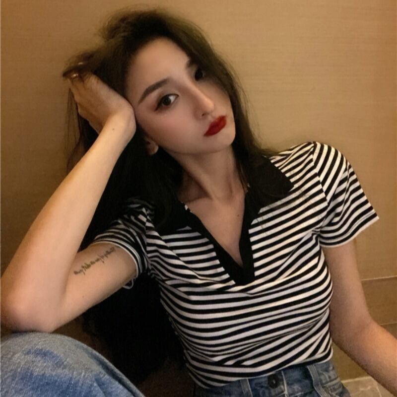 ストライプカラーショートTシャツ サマートップス 夏物 ブラックストロベリース62251888823