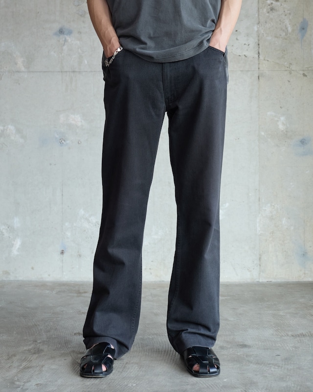 90s “Levi’s” STA-PREST, faded black denim straight pants / Made in ITALY