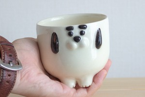 まゆ毛犬のマグカップ②