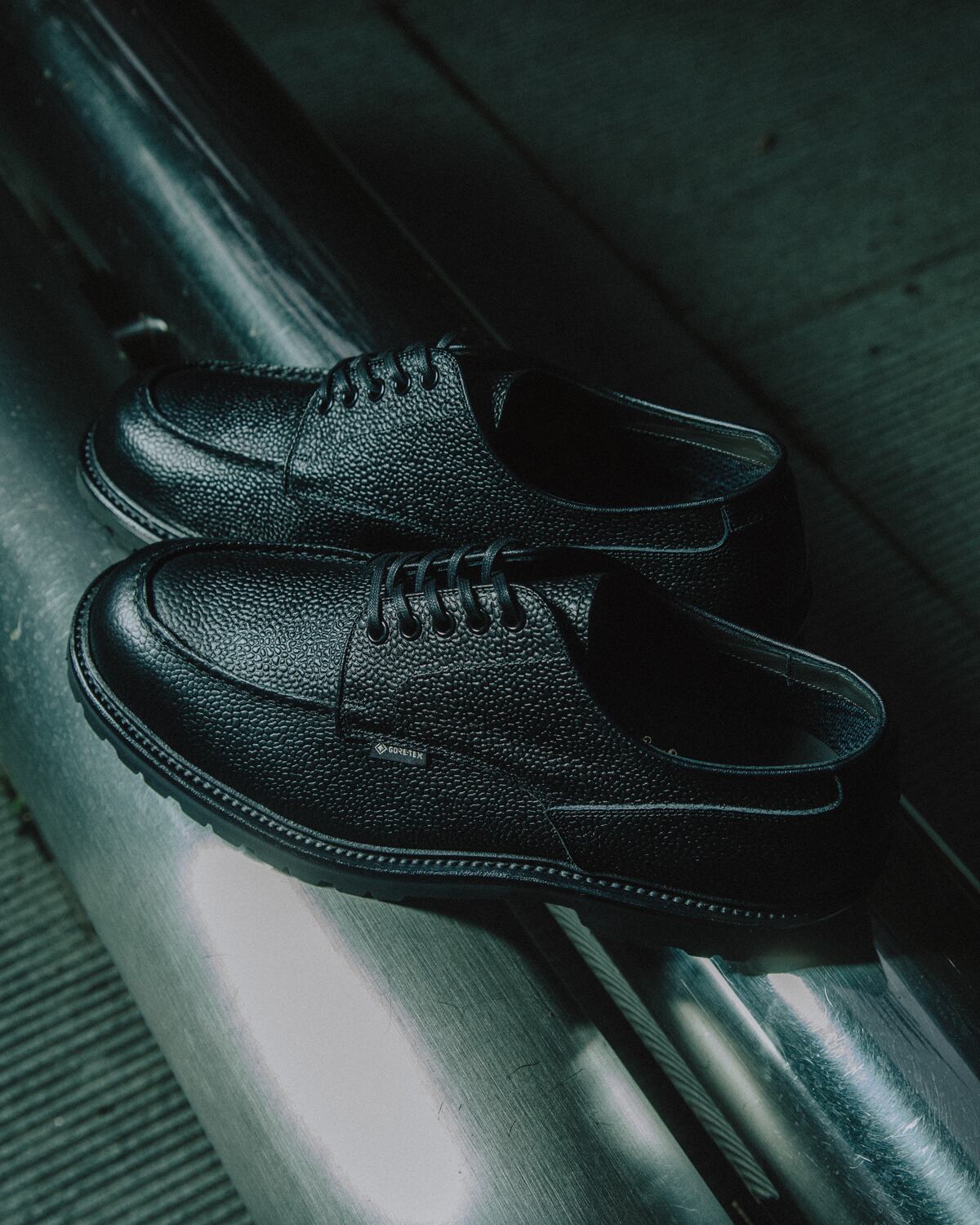 新品REGAL U_TIp GORE-TEX Black Embossed U_TIp GORE-TEX Black Embossed – REGAL Shoe & Co.