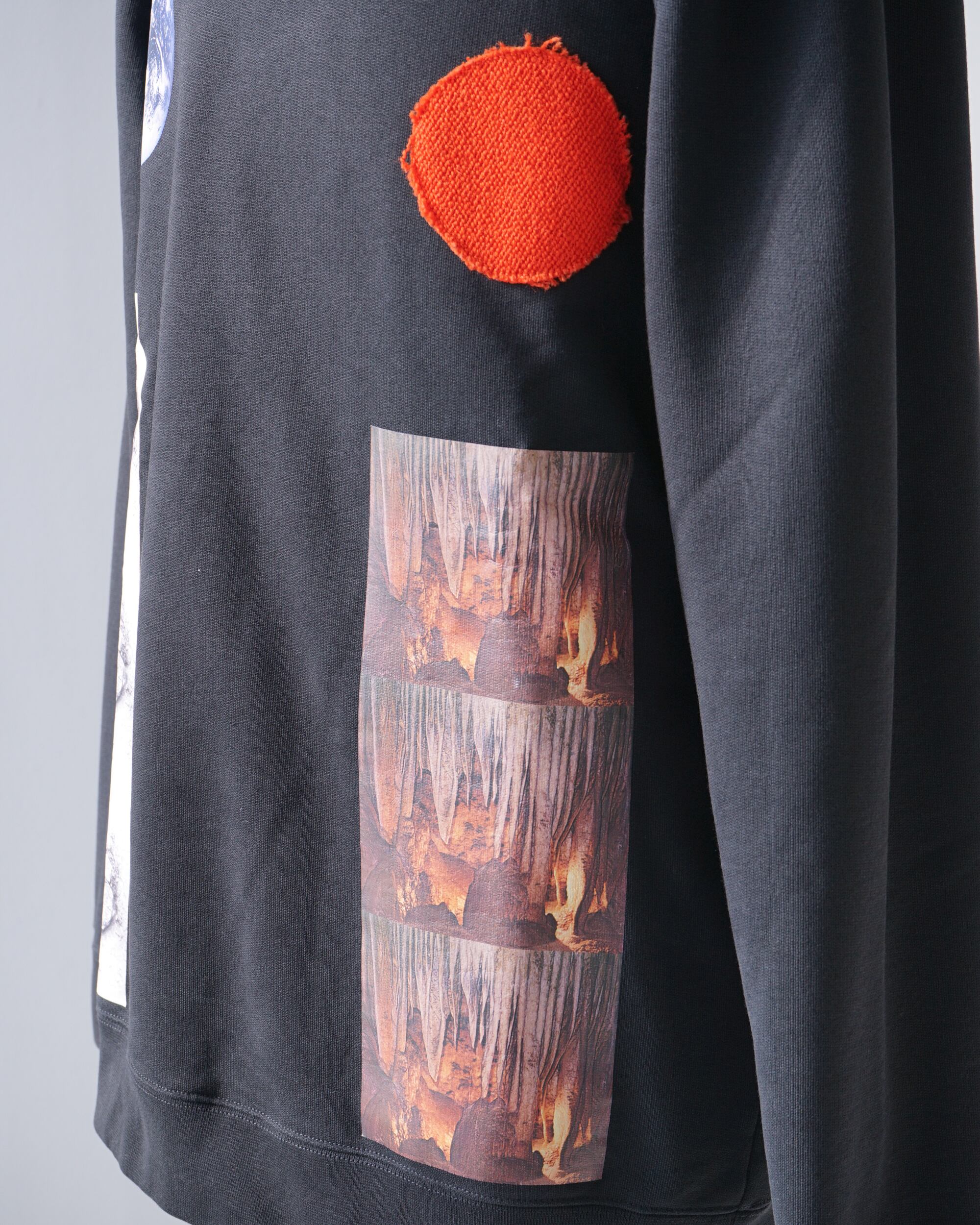 RAF SIMONS〉STERLING RUBY Earth Planet Sweatshirt | restation-homme