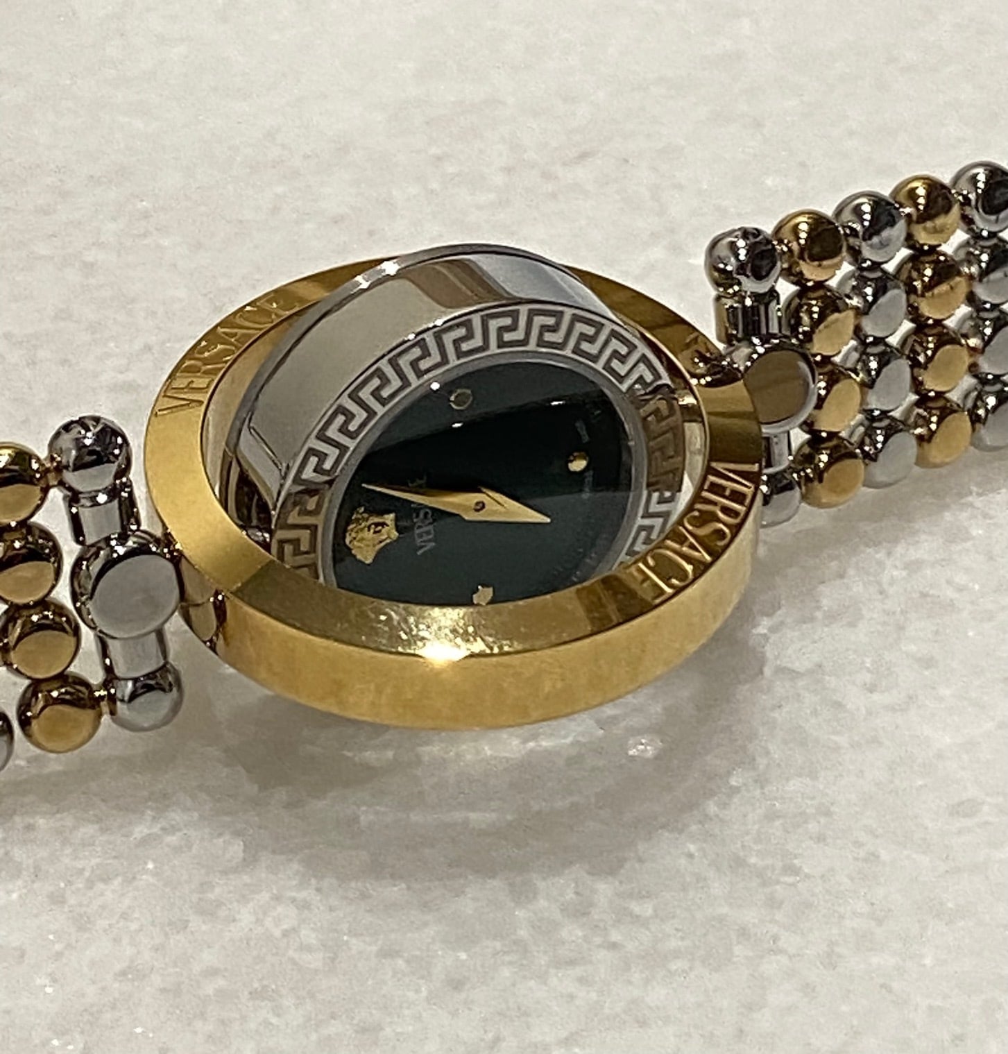 VERSACE ヴェルサーチェ レディース 腕時計 エオン VEHFA0525 | TTJ