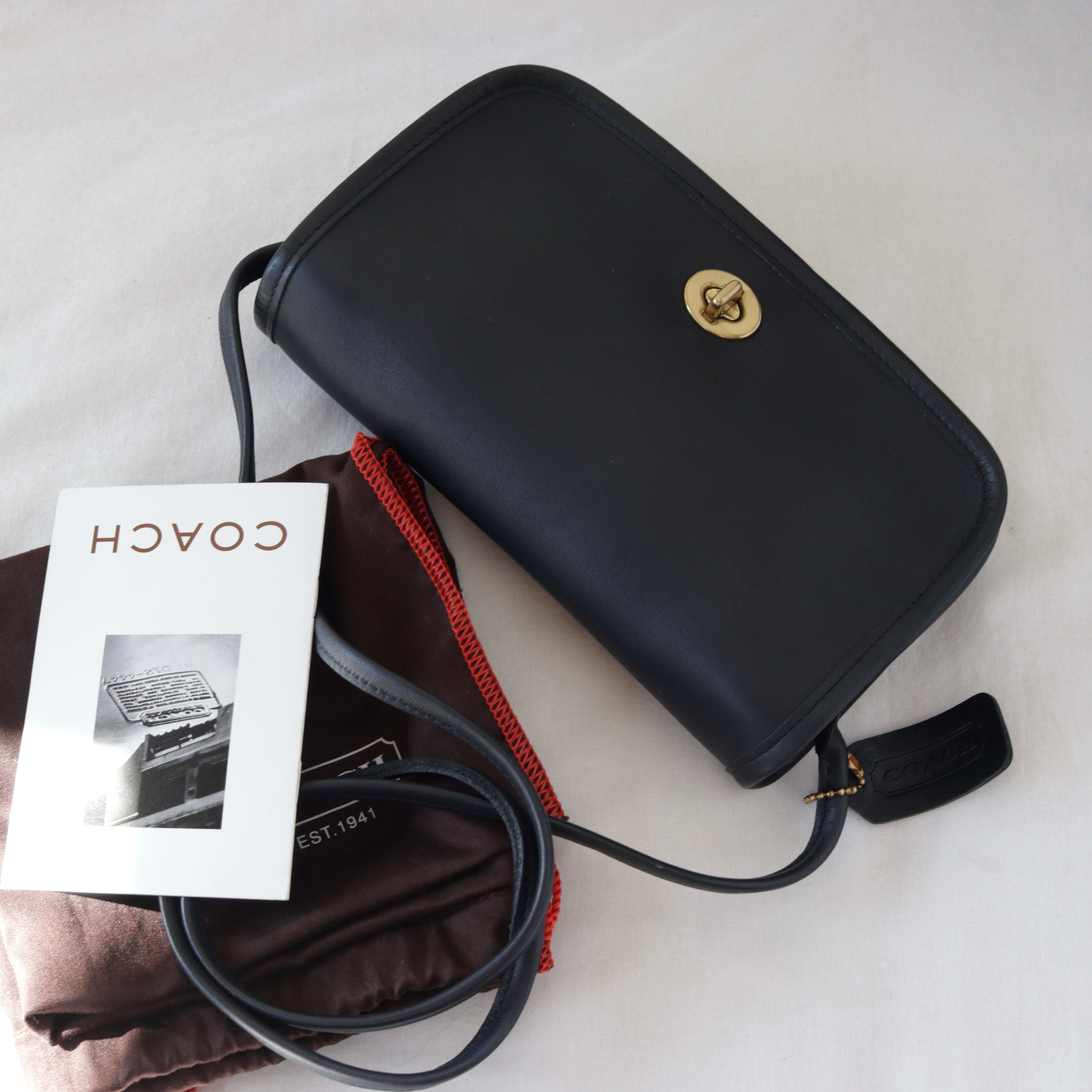 VINTAGE COACH (OLD COACH オールドコーチ ショルダーバッグ) DINKY BAG IN BLACK