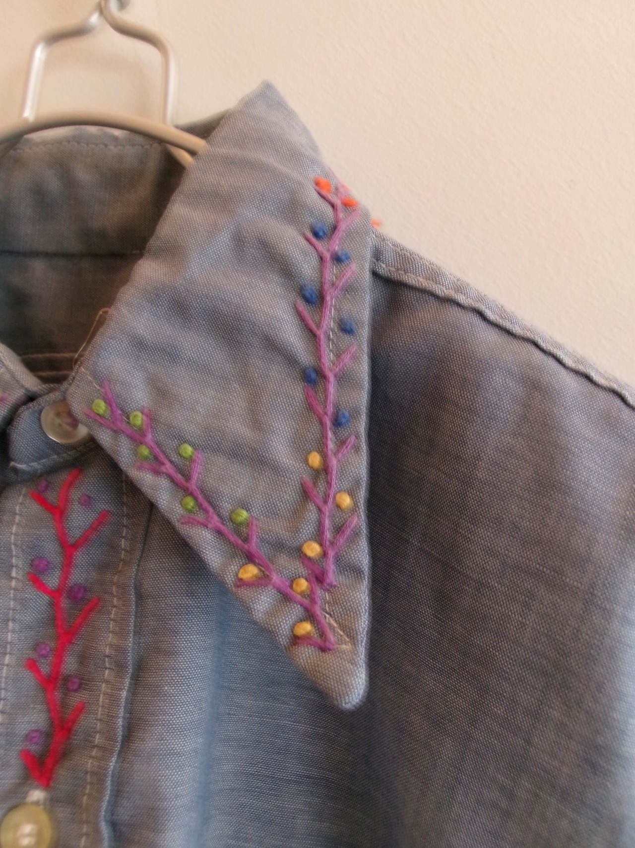 Embroidery design dungaree shirts