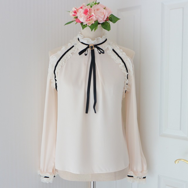 Phoibe blouse