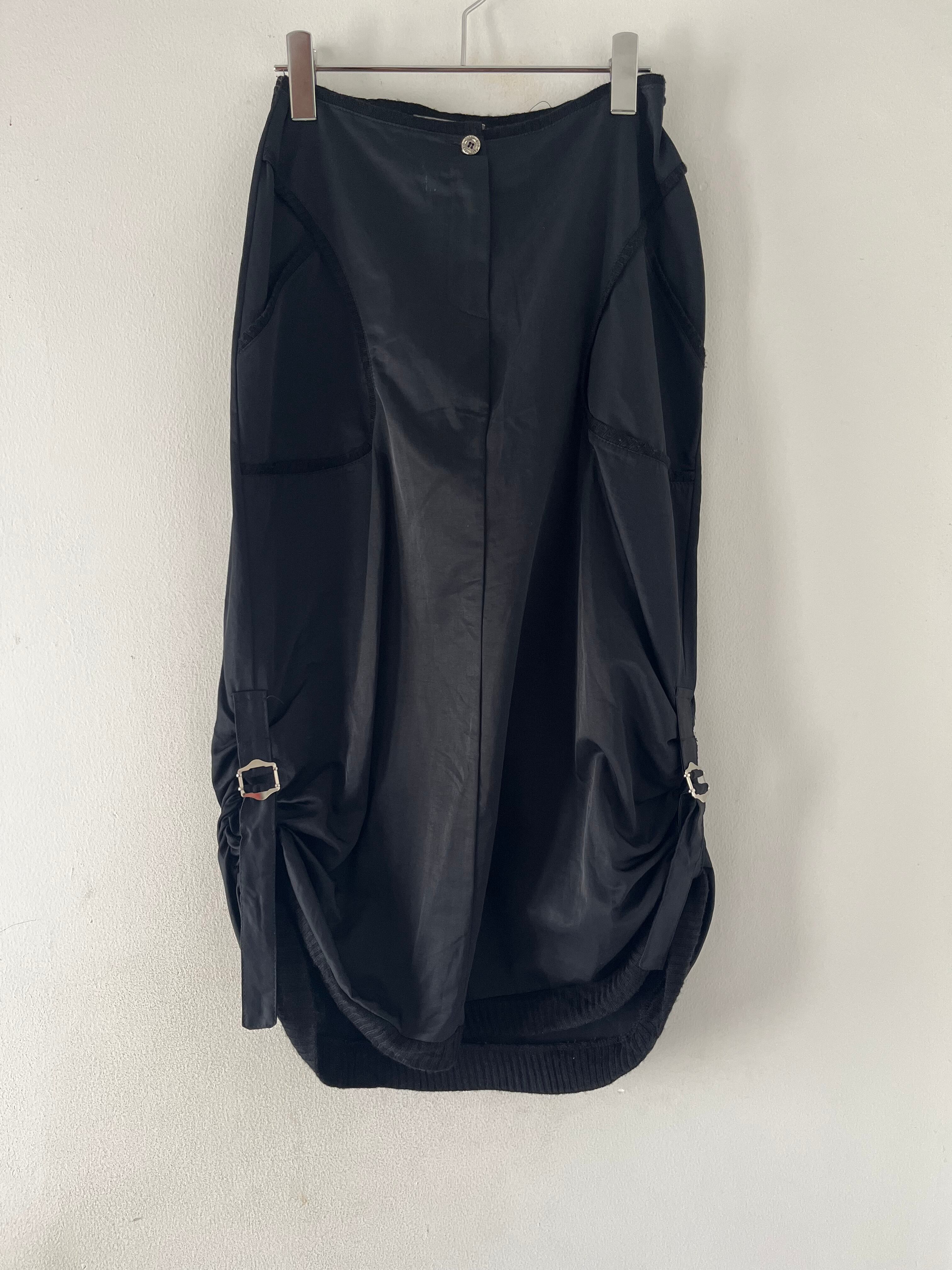 スカートらしくないスカート