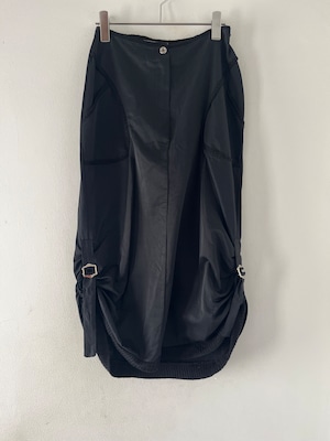 スカートらしくないスカート