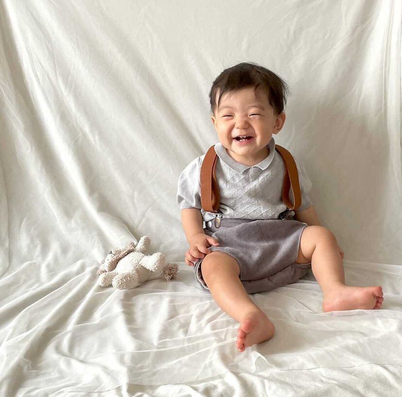 【即納】6ボタンのコーデュロイブルマ|海外子供服|韓国子供服