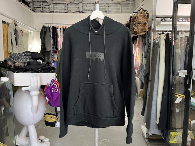 GOD SELECTION XXX BOX LOGO SWEAT BLACK FITS LARGE