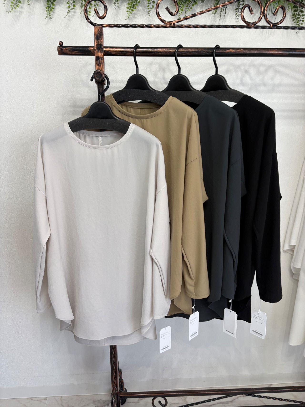 【MIMI】 ポリラウンドカットソー　21267756