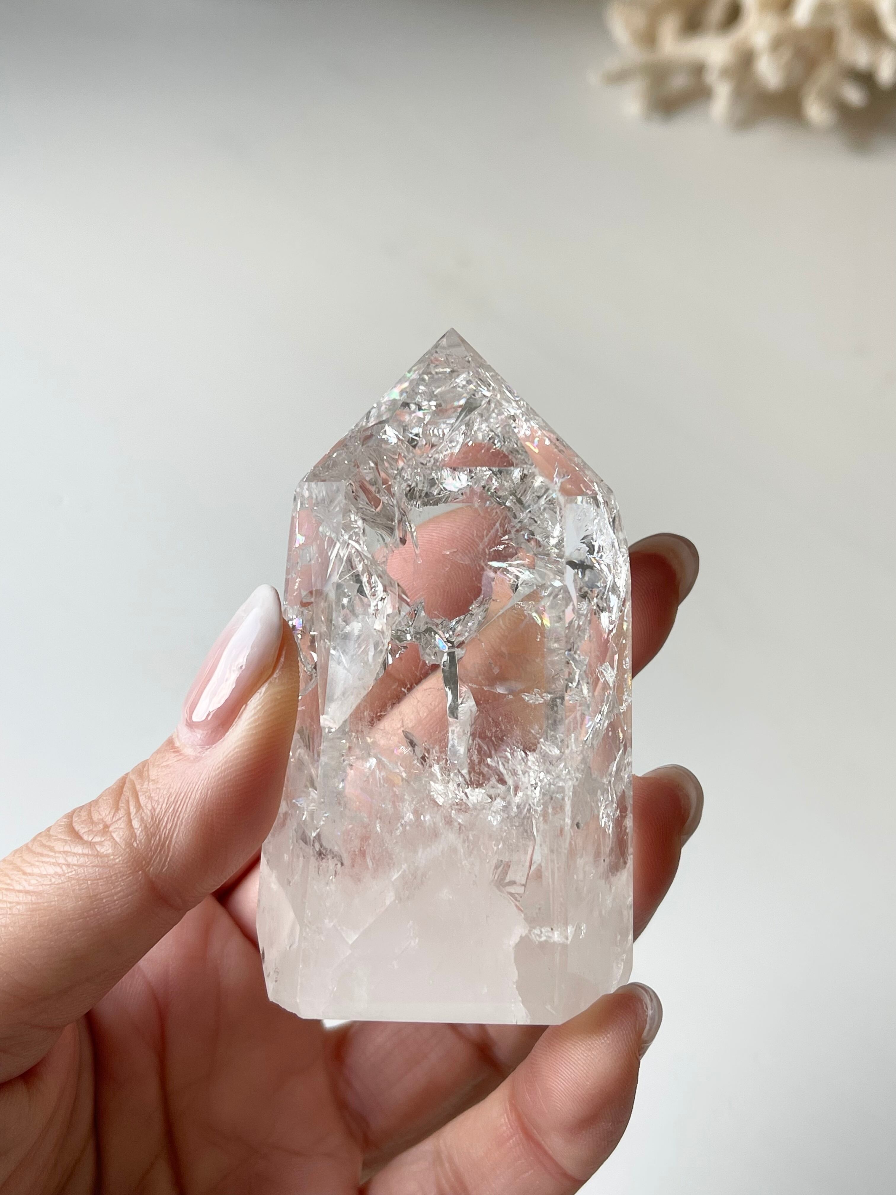 ブラジル トカンティンス産 レインボー水晶ポイント