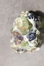 ペリドット「太陽の雫」Peridot|天然石 原石 鉱物 パワーストーン | PD-H-003