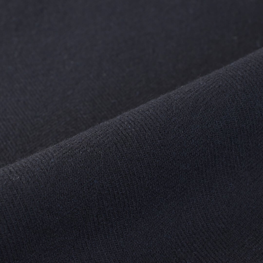 atelier naruse アトリエナルセ コットンウールヘリンボーン・ジャンパースカート・ブラック 人気のアイテムがリデザインされて秋冬仕様で発売になりました。