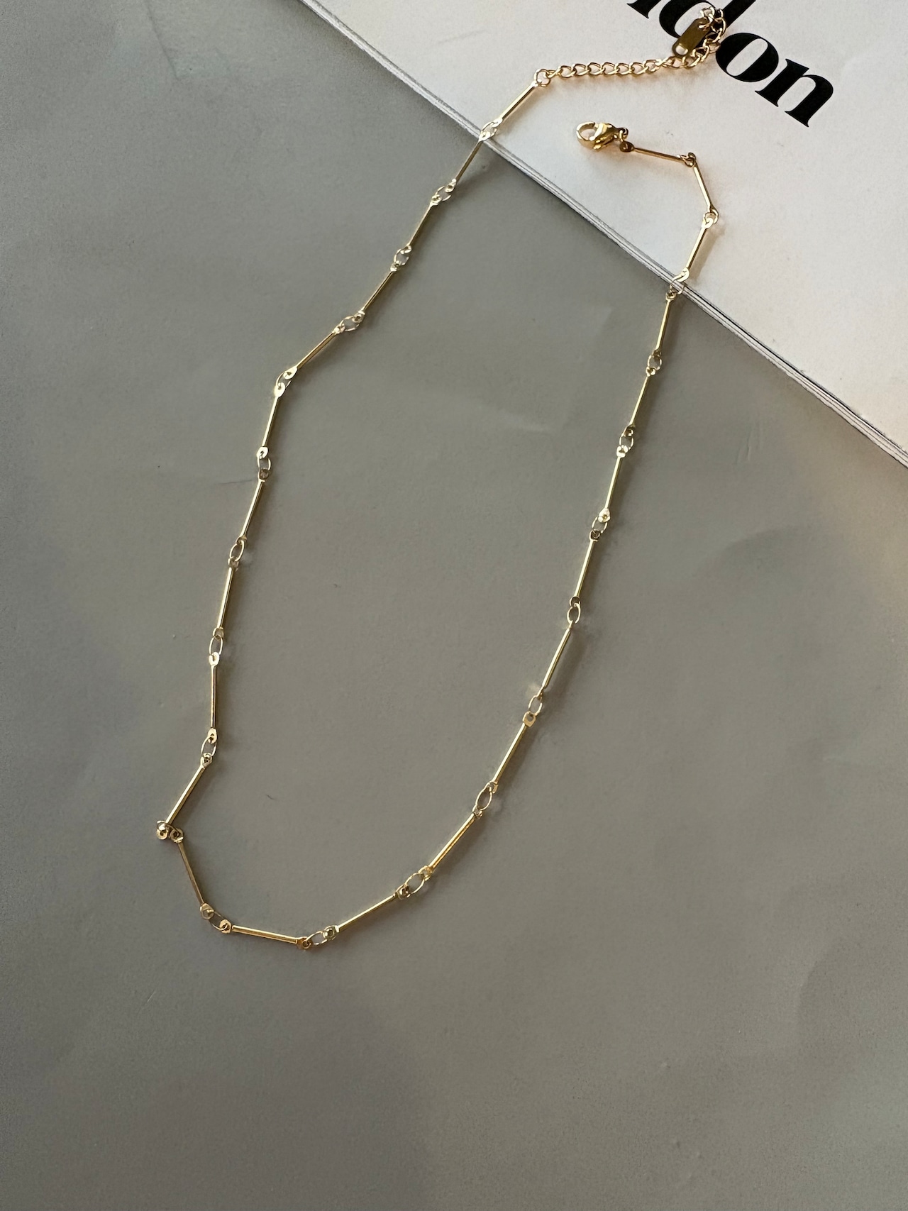 ボーンチェーンネックレス