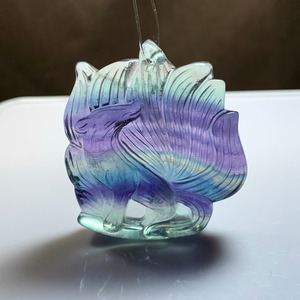 6.九尾狐☆狐フローライト ペンダントトップ