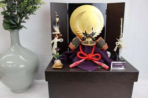 五月人形　兜飾り「HIKARI」印伝徳川家康公　収納