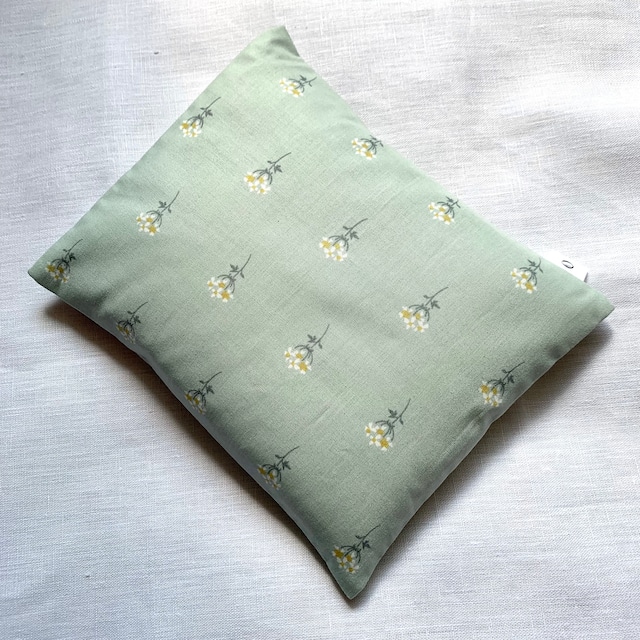 《大判サイズ》米ぬか・玄米カイロ(選べるハーブ)レースフラワー柄 カバー付 《大判サイズ》米ぬか・玄米カイロ(選べるハーブ)レースフラワー柄 カバー付