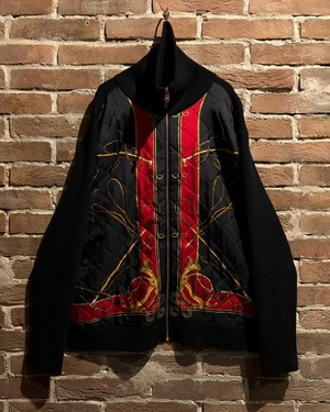 【Caka act3】“LAUREN” Scarf Pattern Quilting Switch High Neck Knit Jacket