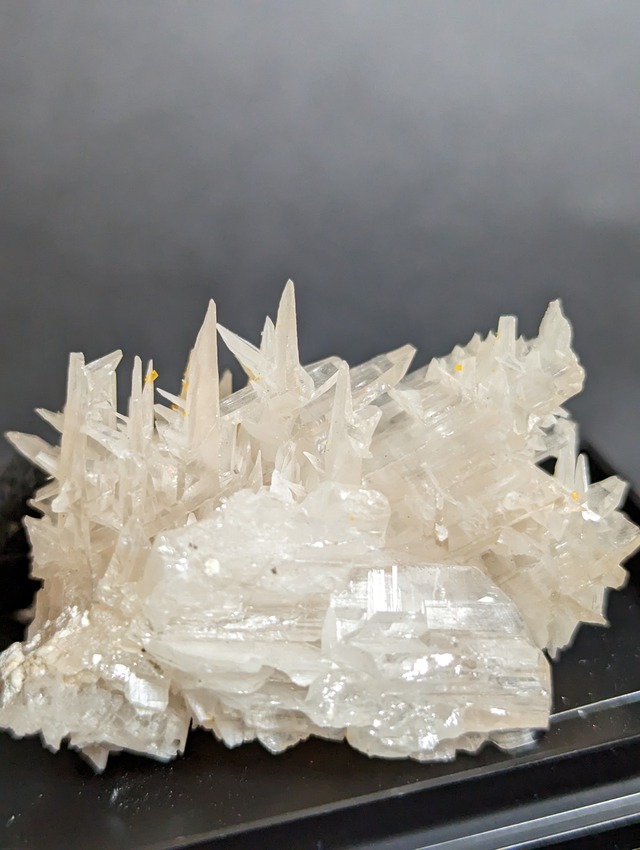《在庫ラスト》スノーフレークセルサイト(白鉛鉱) iran R4-951