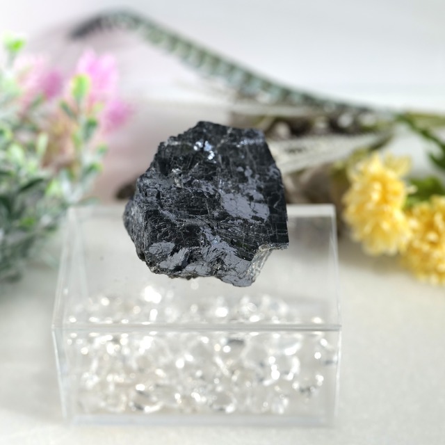 【現実化と強い守護をもたらす“地の鉱石”】ガレナ（方鉛鉱） T6_8