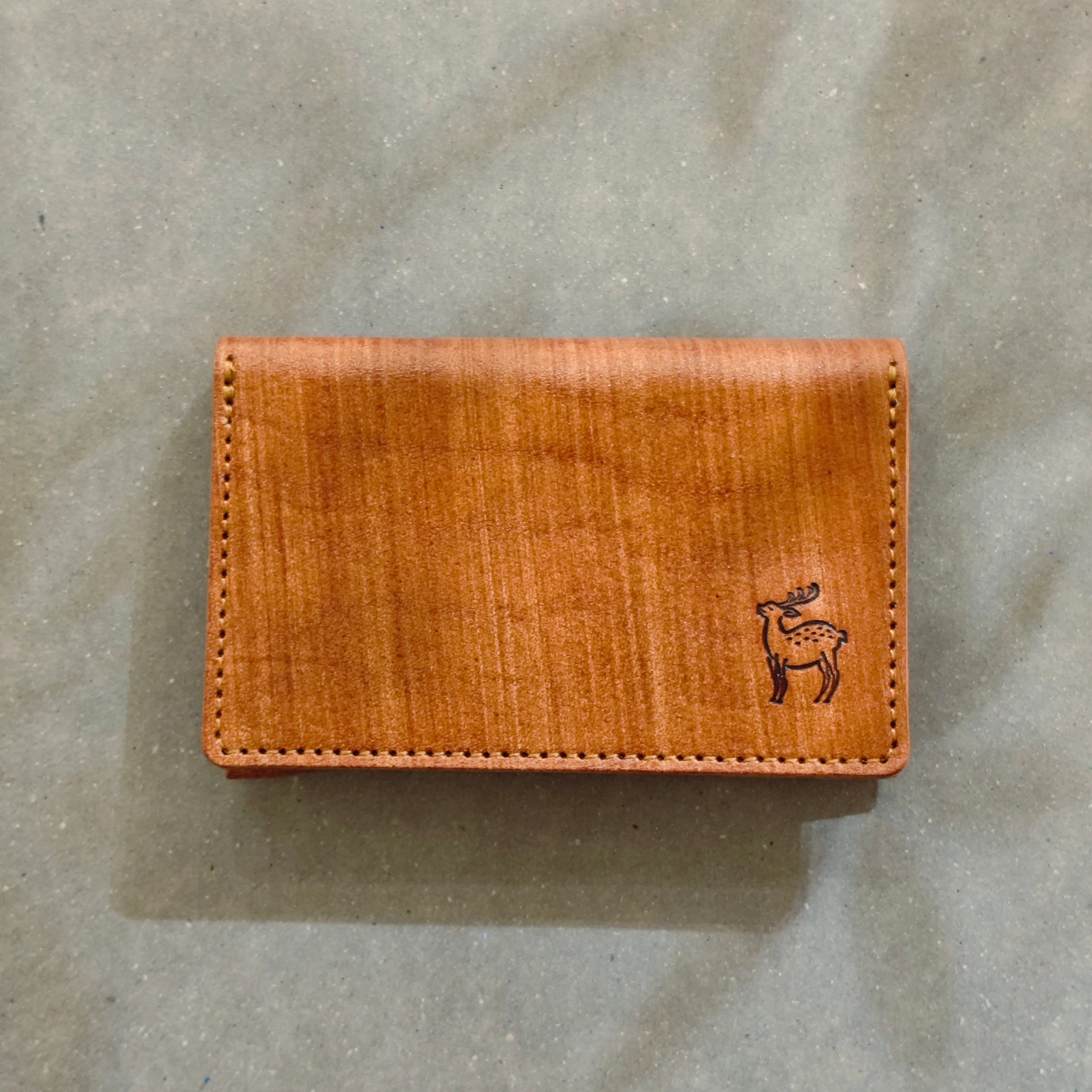 古い書き付け 板付き 名刺入れ（柿渋染めレザー / KAKISHIBU LEATHER） 名入れ ギフト