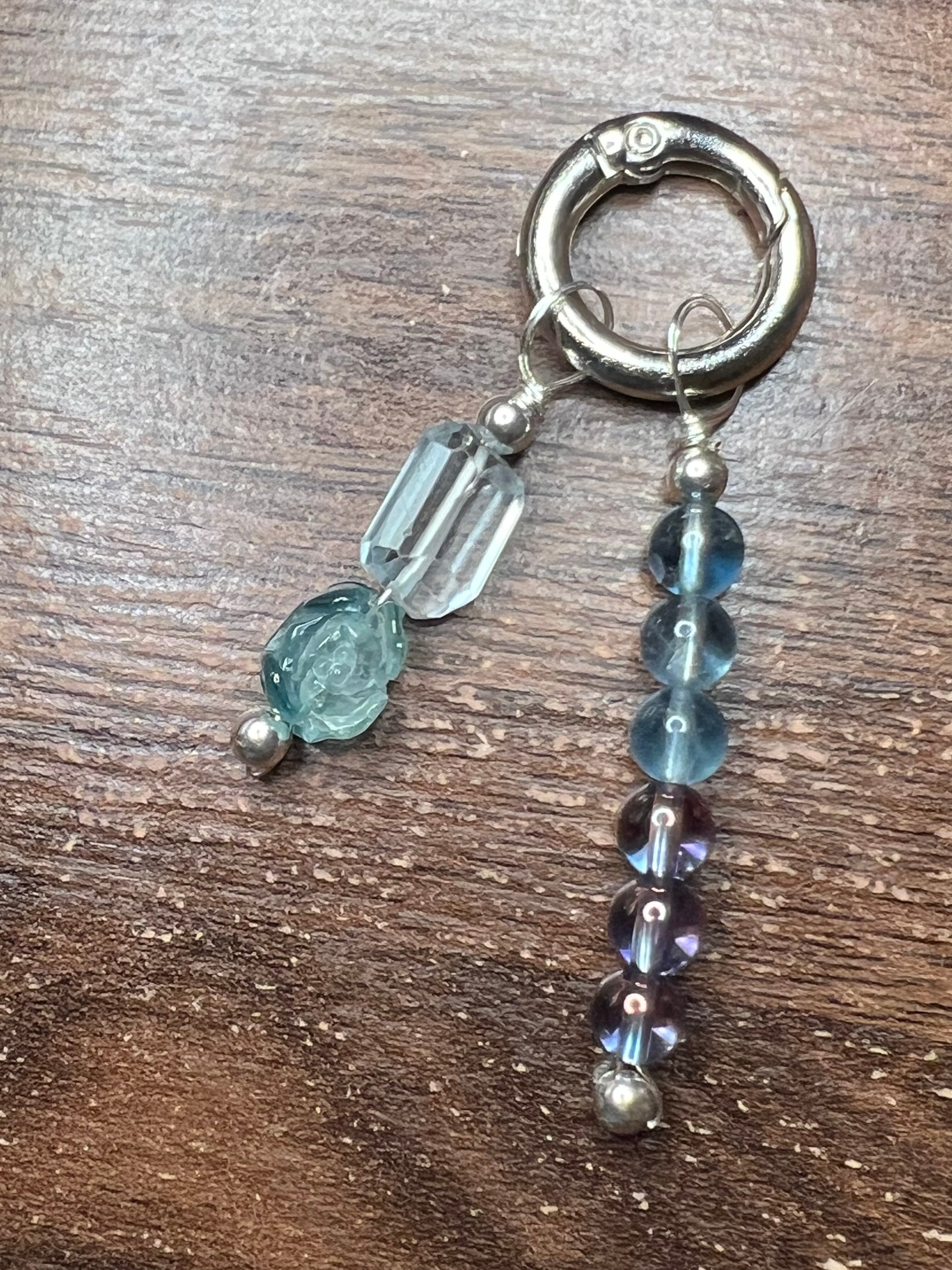 【チャームペンダント】ブルーフラッシュ