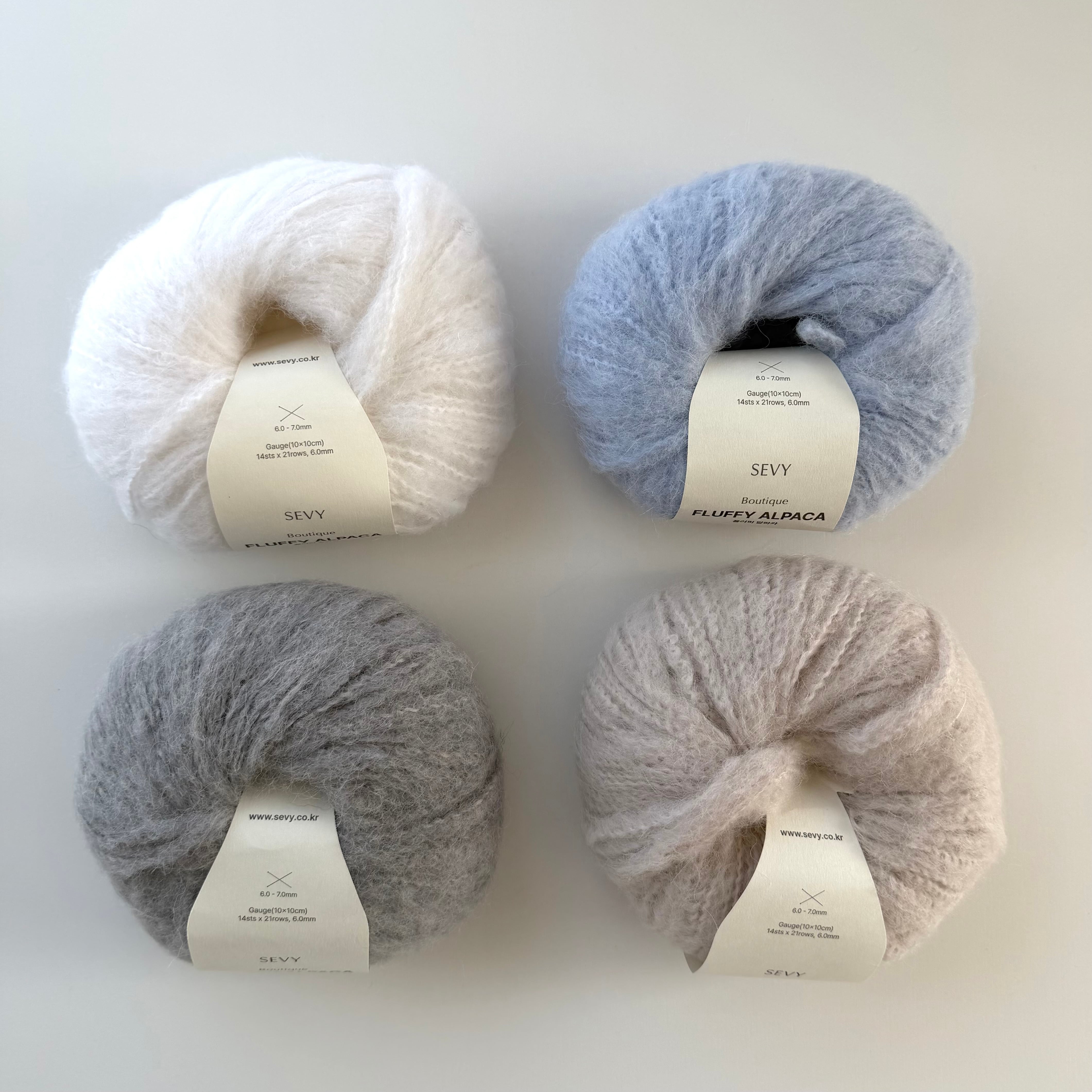 FLUFFY ALPACA by sevy［フラッフィーアルパカ］ | PALE ONE