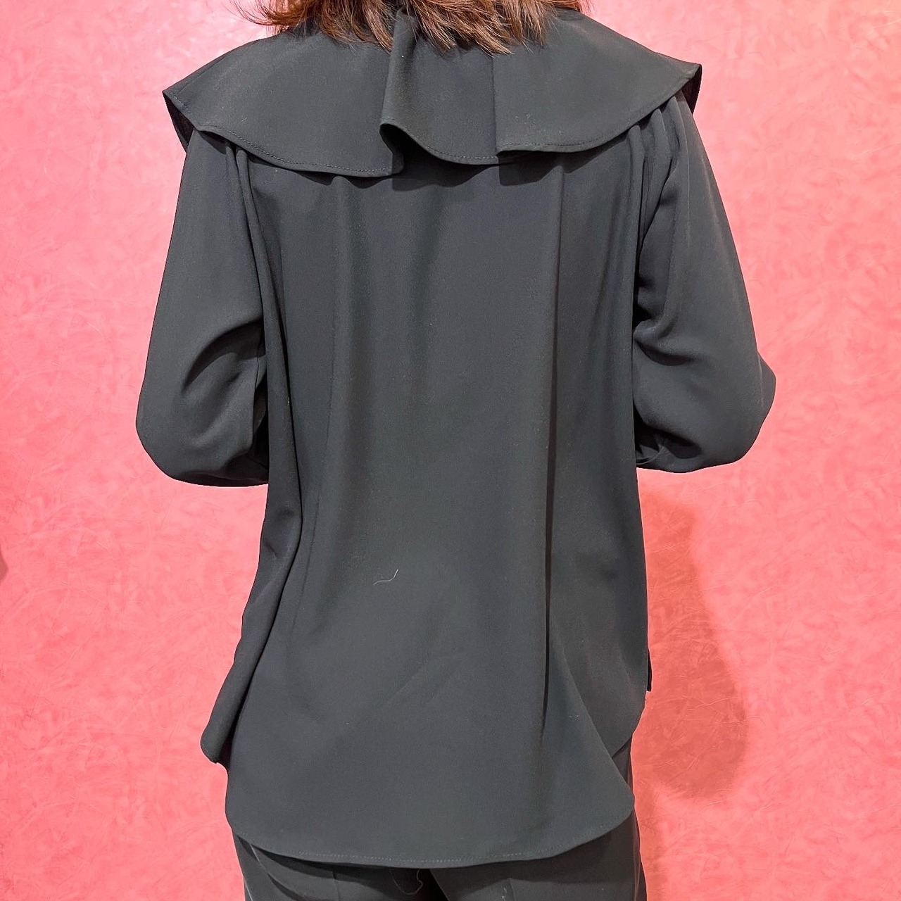 アンナケリー　Annakerry　　たてフリルブラウス