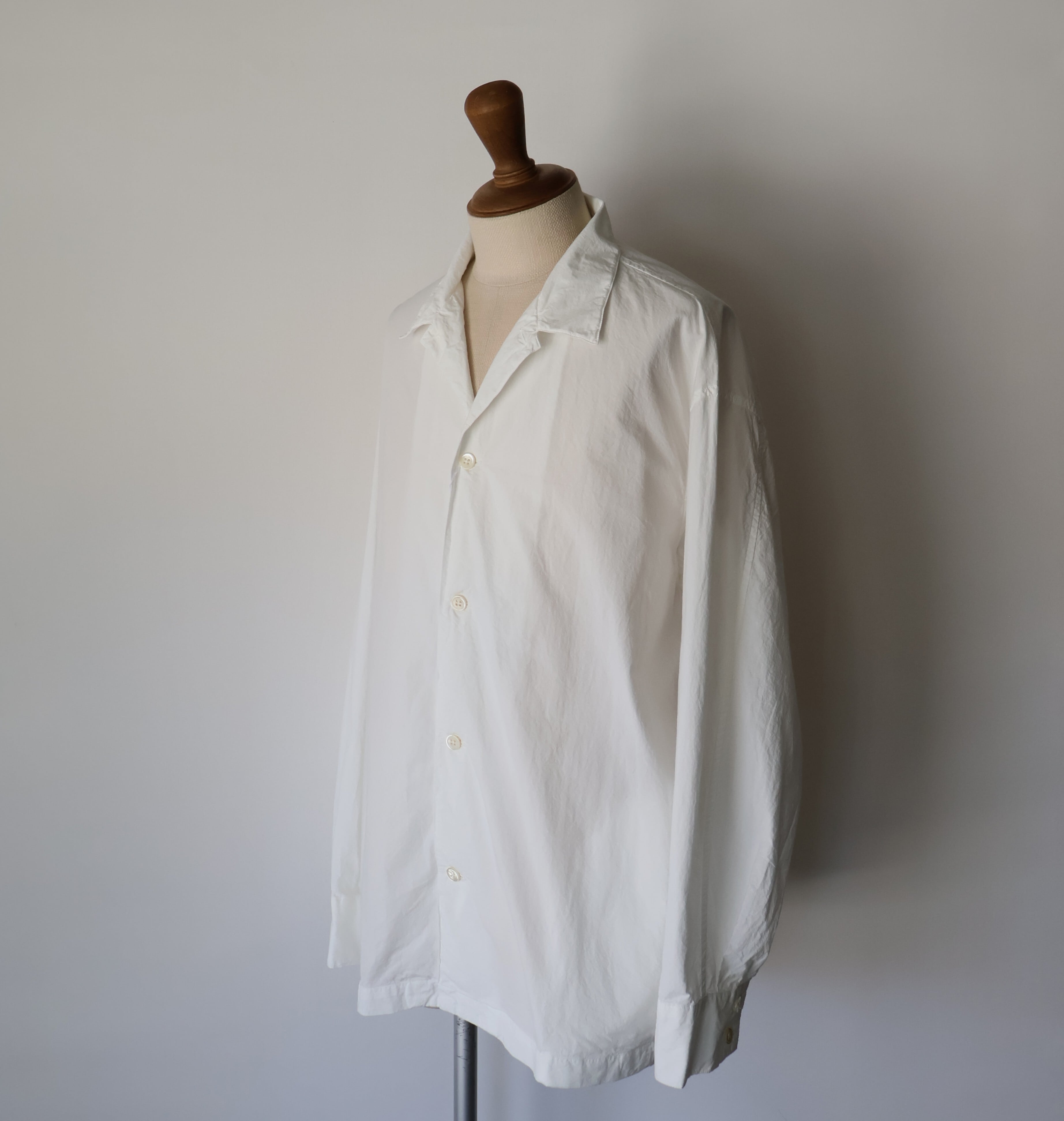 universal products. “ OPEN COLLOR SHIRTS ( White )” | H.inch
