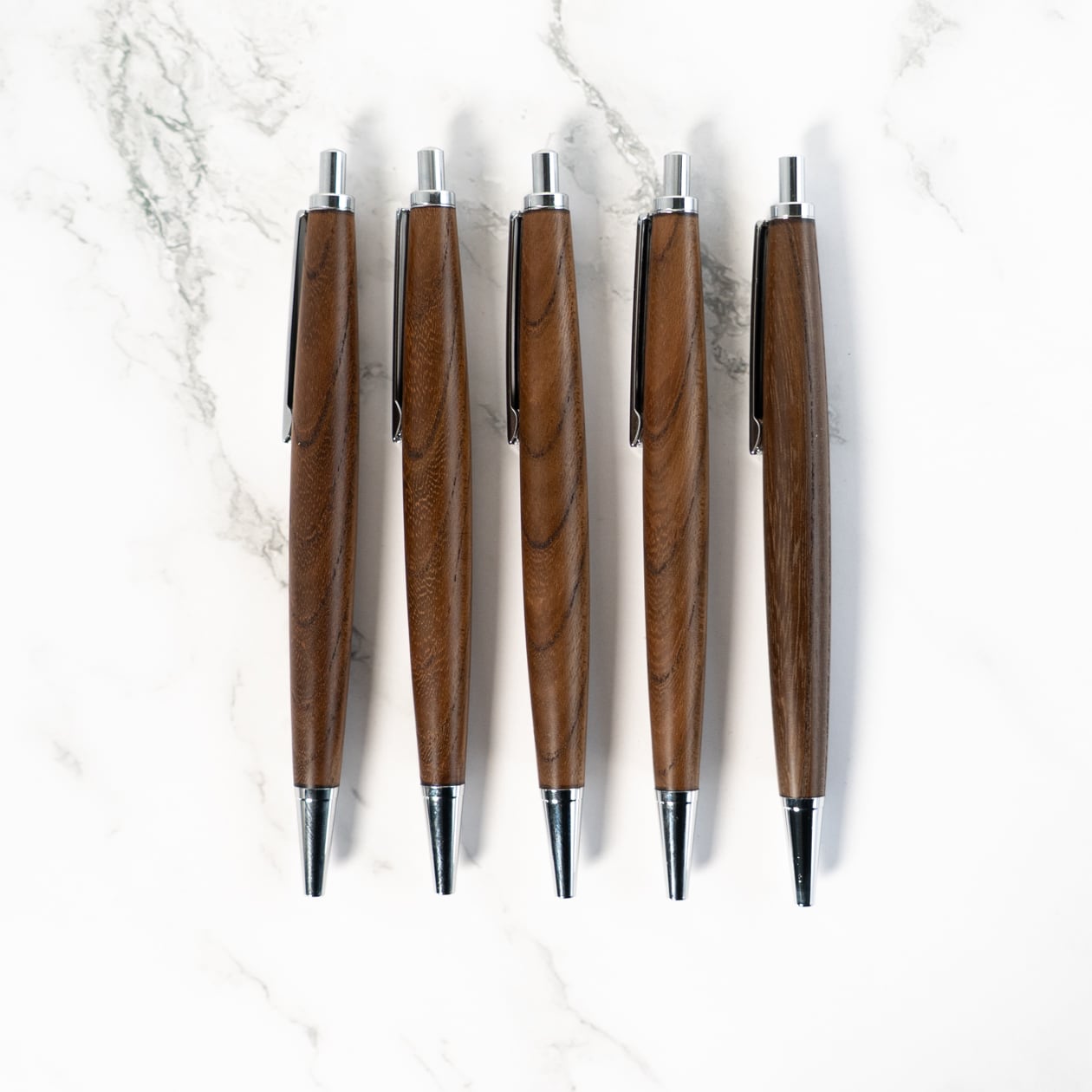 【真っ黒 本黒檀と欅のボールペン】 木軸 三神ボール金具仕様 木軸ボールペン】神代けやき(神代欅) / ノック式木製