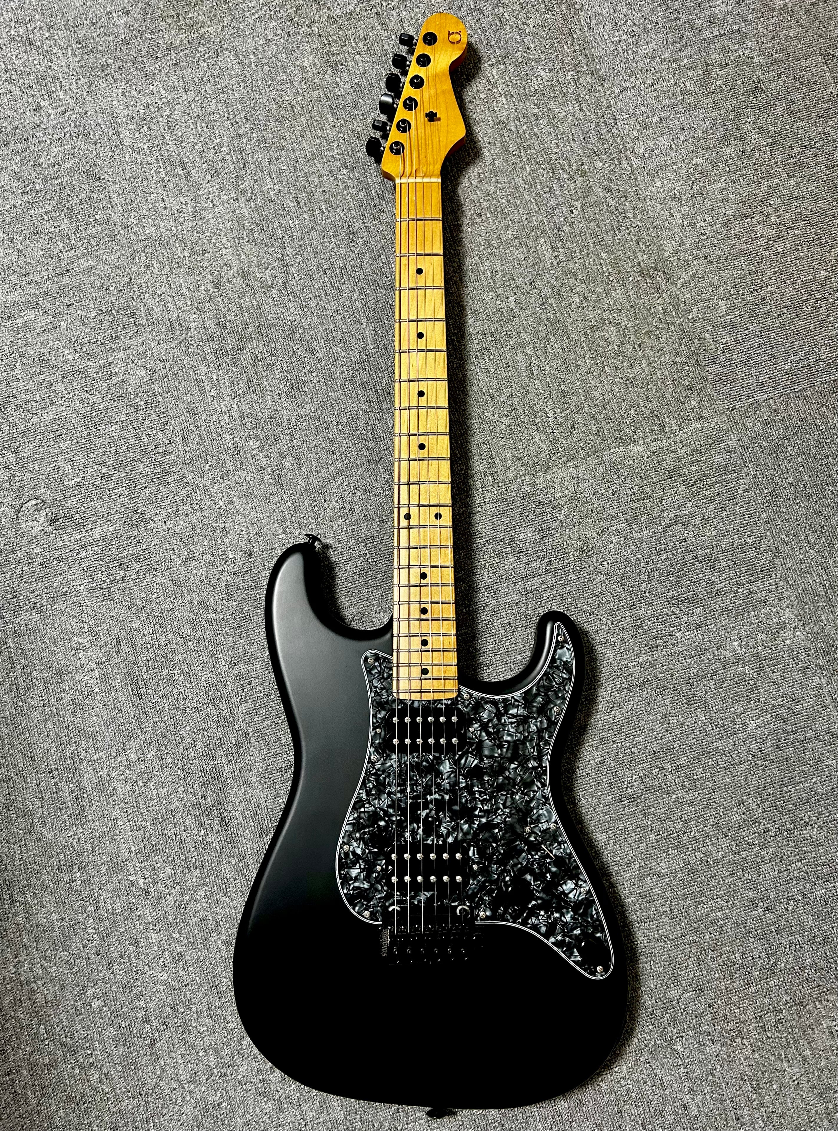 Black Smoker Guitar