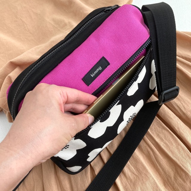 ポシェッタ・モダンフラワー