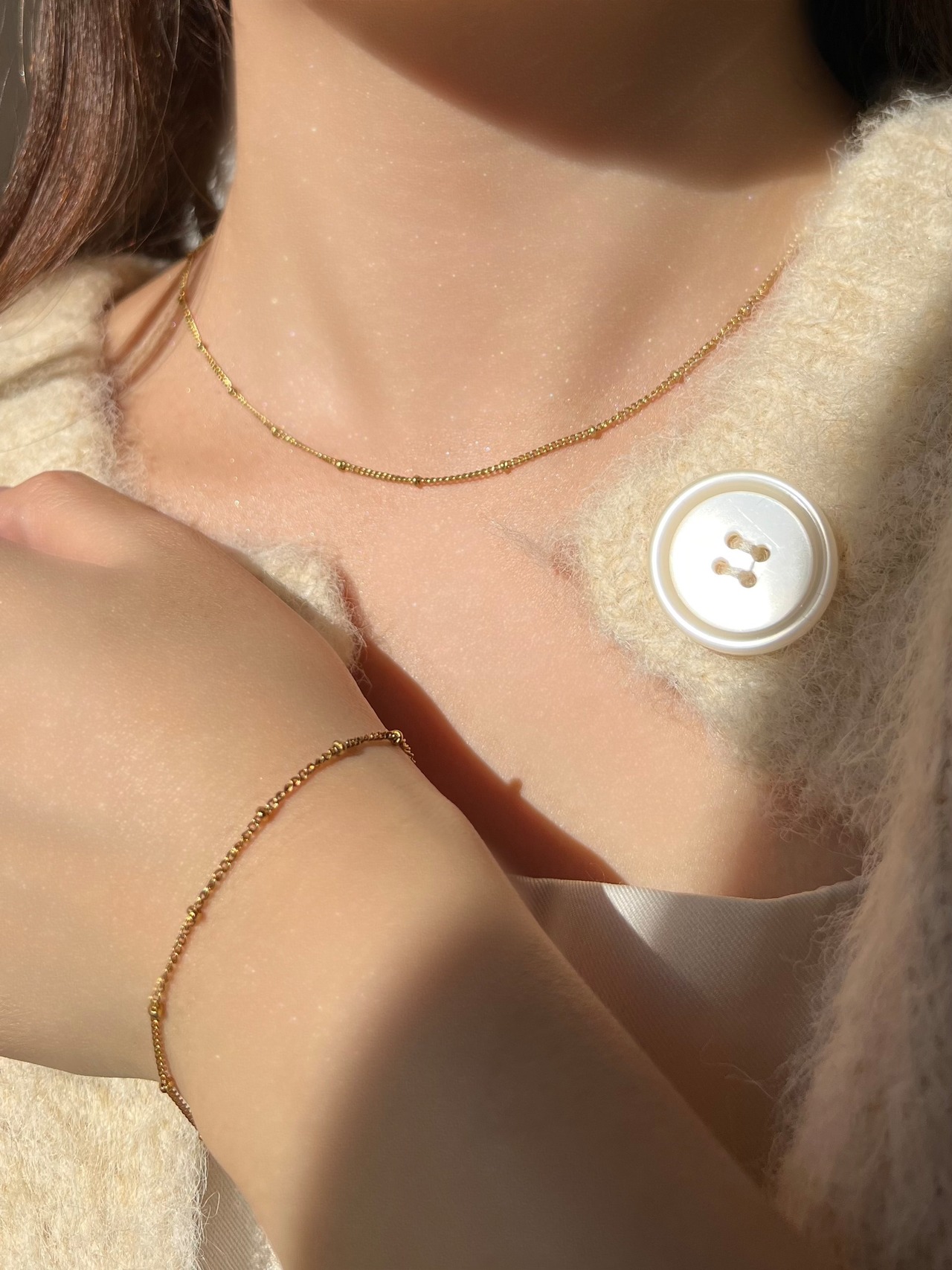 Small round necklace