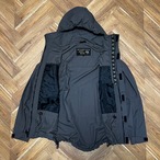 2000s Mountain HardWear Nylon Mountain Jacket