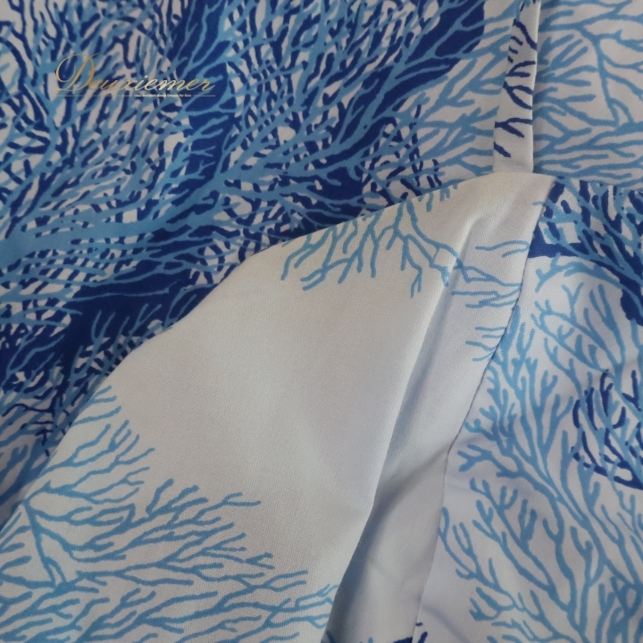 フラダンス 衣装 ワンピース ドレス ブルー系 メネフネプランテーション 日本製 ハワイアンプリント MENEHUNE PLANTETION 植物柄 アロハ フラ ダンス レッスン 練習 キャミソールドレス さわやか かわいい おしゃれ 上品 大人っぽい 華やか 鮮やか 水色 青 フリル裾 シンプル カジュアル 大人用 レディース きれいめ フラダンス衣装ドレス 舞台衣装